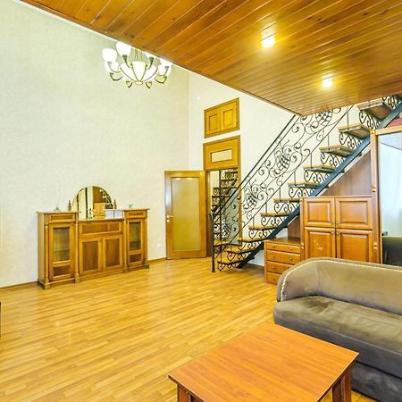 Nizami Street 2 Room Luxe House Bakoe Buitenkant foto