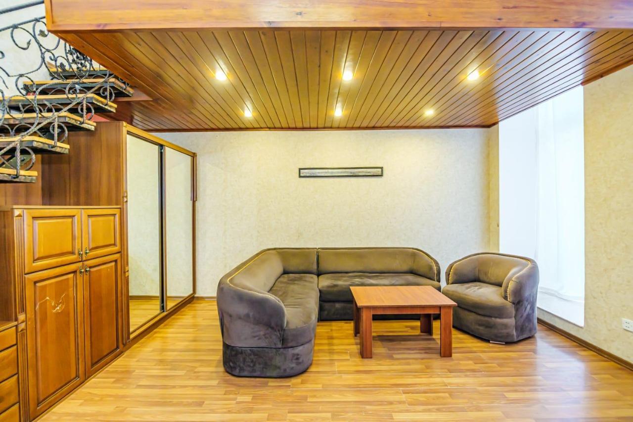 Nizami Street 2 Room Luxe House Bakoe Buitenkant foto