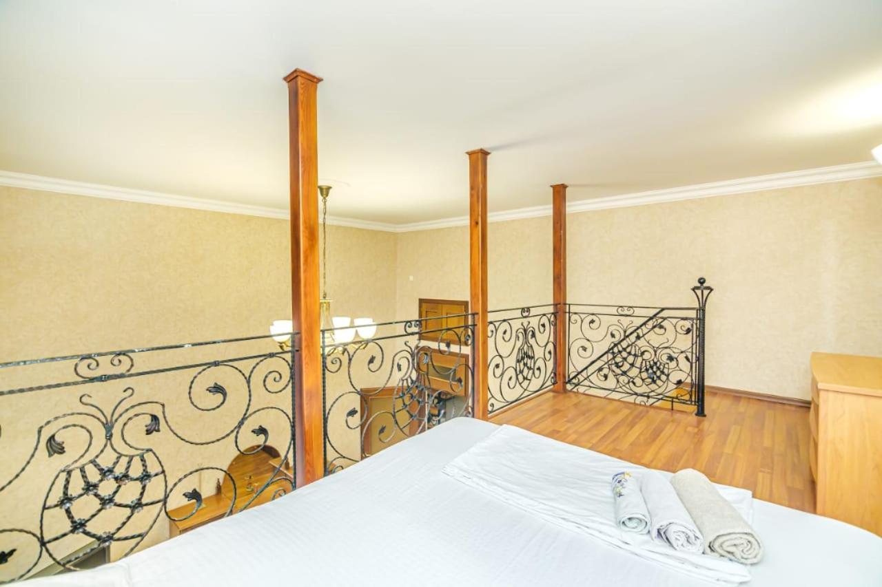 Nizami Street 2 Room Luxe House Bakoe Buitenkant foto